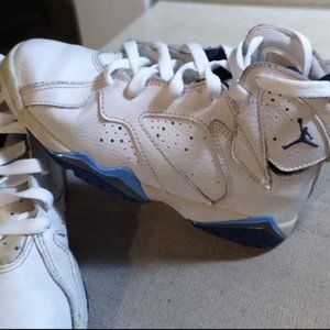 Boys Size 1.5  Jordan 7 French Blue
